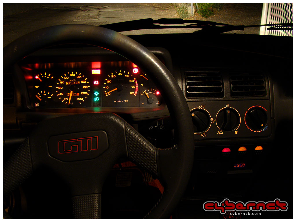 205 GTI dash layout and illumination - a fascination from my childhood days.