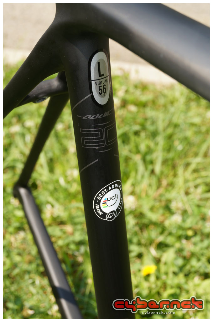 "UCI-approved" sticker - it's very important for all newly released frames to have it on.