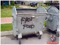 Fast food = sme&#263;e.